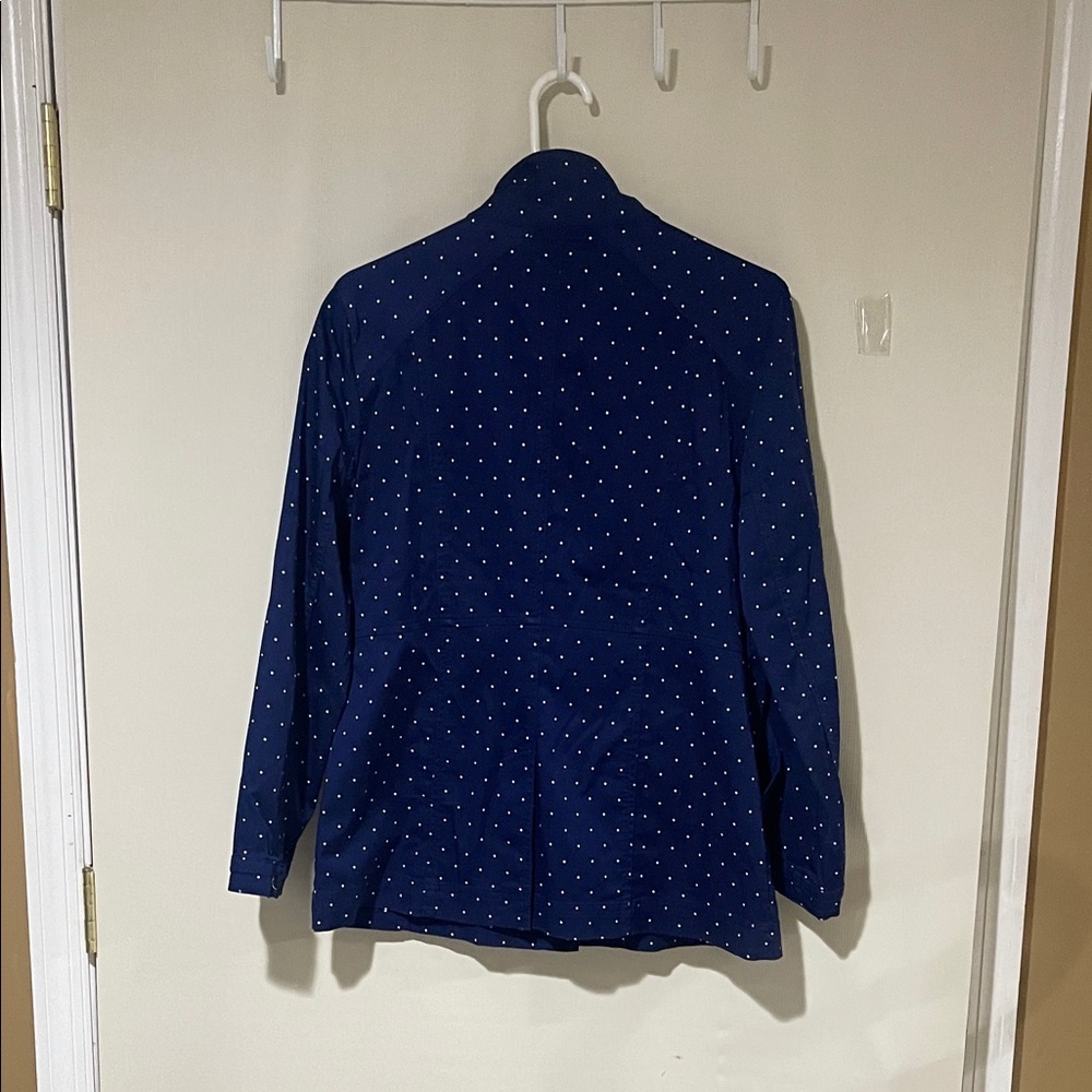 NWOT Chico's Luxe Twill Stylish Navy Blue With White Polka Dot Utility Jacket - Picture 15 of 15